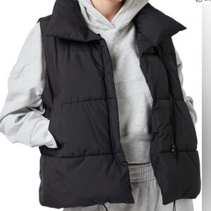 Qiesani Black Puffer Vest Women's Sizes M , L , XL , XXL. NWT